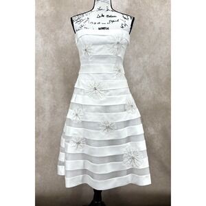 Salina Strapless Floral Applique Dress Size 6 A-Line Knee‎ Length White NWT